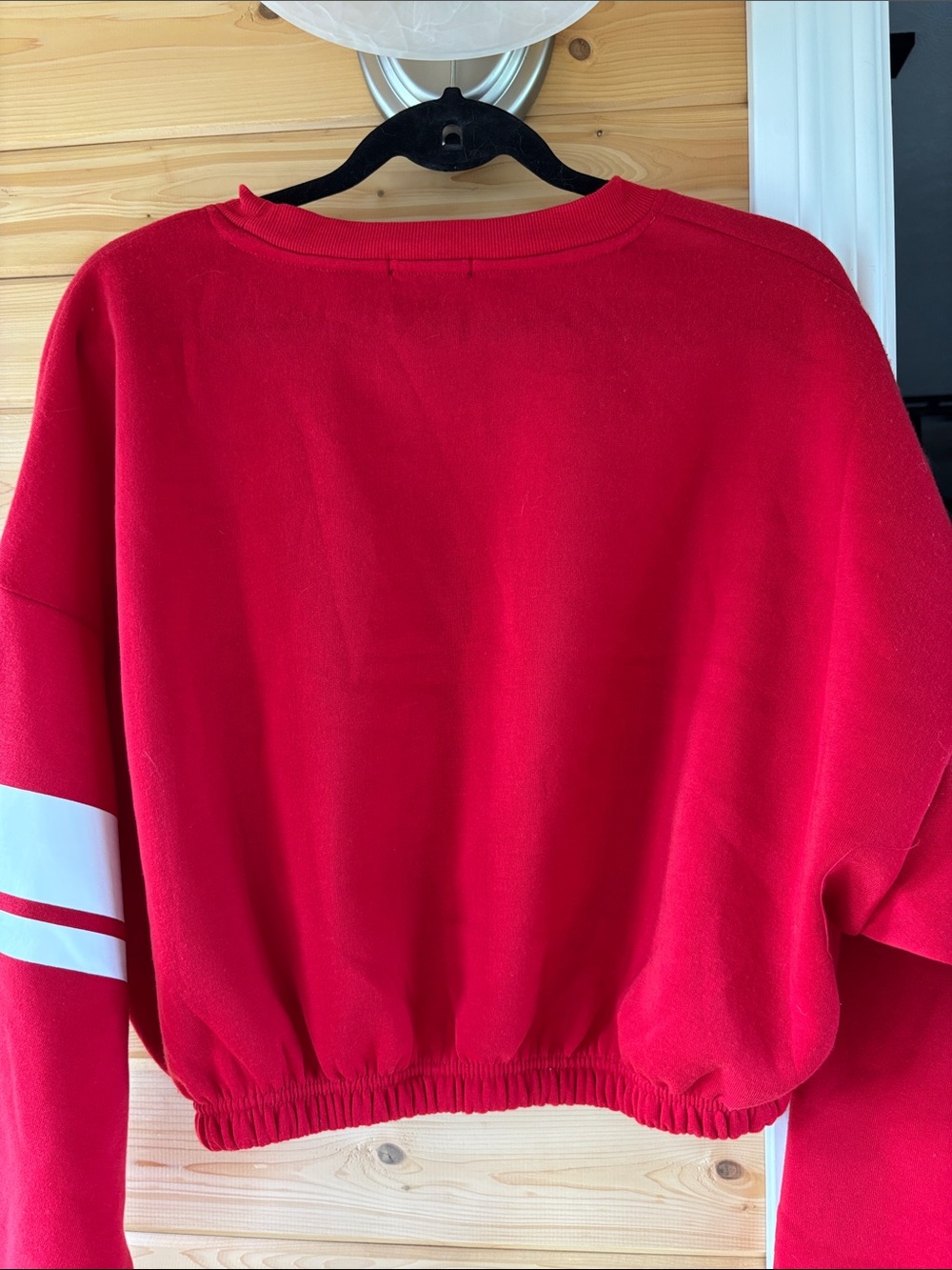 Red '87 Cropped Sweatshirt - Picture 3 of 3